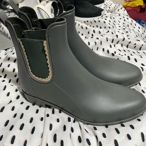 Jack Rogers Booties!